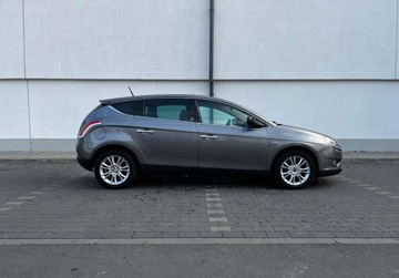 Lancia Delta III Hatchback 1.4 Turbo-Jet 150KM 2008 Lancia Delta 1.4B 150Ps Ledy Klimatronik Alkantara Parktronik ZADBANA 1.4, zdjęcie 11