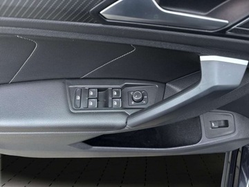 Volkswagen Tiguan II SUV Facelifting 2.0 TDI 200KM 2022 Volkswagen Tiguan R-line LED Matrix tempomat ACC navi Ambient FV23, zdjęcie 11