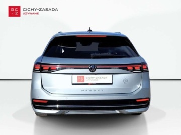 Volkswagen Passat B8 Variant Facelifting 2.0 TDI SCR 150KM 2025 Volkswagen Passat 2.0TDI 150KM Elegance DSG SerwisASO Acc Matrix Navi Hak, zdjęcie 3
