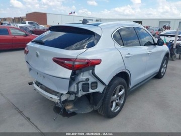 Alfa Romeo Stelvio 2021 Alfa Romeo Stelvio 2021r., 2.0L 2.0 Benzyna 280KM, zdjęcie 2