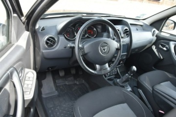 Dacia Duster I SUV Facelifting 1.2 TCe (Euro 6) 125KM 2017 Dacia Duster AWD 4x4 1.2TCe 125KM 2017r. lift, zdjęcie 16