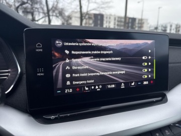 Skoda Octavia IV Kombi 2.0 TDI 150KM 2022 Skoda Octavia 2.0 TDI 150KM DSG Hak El. Fotele FV2, zdjęcie 25