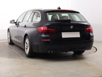 BMW Seria 5 F10-F11 Limuzyna 520d 184KM 2014 BMW 5 520d, 181 KM, Automat, Navi, Xenon, zdjęcie 3