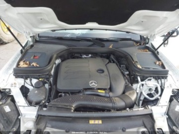 Mercedes GLC C254/X254 2022 Mercedes-Benz GLC 300 4Matic 2022, 2.0L R4 255KM, 4x4, odpala i jezdzi,od, zdjęcie 16