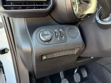 Opel Combo E Kombivan 1.5 Diesel 131KM 2021 Opel Combo niepełnosprawnych rampa inwalida 2021, zdjęcie 18