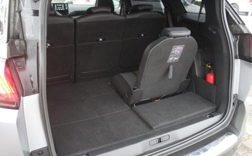 Peugeot 5008 II Crossover Facelifting 1.5 BlueHDi 130KM 2023 Peugeot 5008 1.5 BlueHDi Allure EAT8 2023 od RiA 1.5 Diesel 130KM, zdjęcie 13