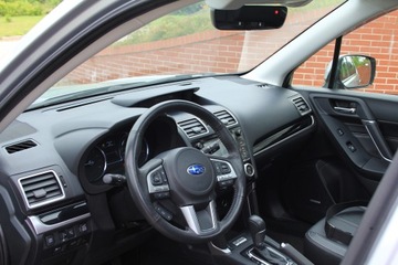 Subaru Forester IV Terenowy Facelifting 2.0 XT 241KM 2017 Subaru Forester XT 2.0 Turbo SUPER STAN, zdjęcie 8