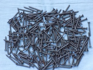 WKRĘT UNIWERSALNY CZARNY 3,5X30 mm. ZESTAW 250 SZT