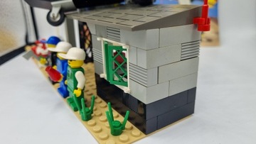 LEGO System Town 6444 Взлетно-посадочная полоса в глубинке