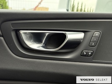 Volvo XC60 II Crossover Facelifting 2.0d B4 197KM 2022 Volvo XC 60 B4 Diesel | Plus Bright | aut | FV23%, zdjęcie 28