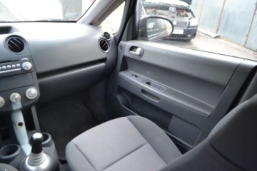 Mitsubishi Colt VI Hatchback 1.3 i 16V 95KM 2005 Mitsubishi Colt Bemowo 1.3 Benzyna, 2005 rok produkcji KOMIS TYSIAK, zdjęcie 9