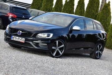 Volvo V60 I Kombi Facelifting 2.0 D4 DRIVE-E 190KM 2018 Volvo V60 2,0D4 190Km R-Design Alcantara Led Navi, zdjęcie 18