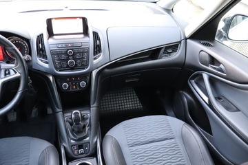 Opel Zafira C Tourer 1.6 CDTI ECOTEC 136KM 2014 Opel Zafira 1.6 CDTI, 1. Właściciel, 7 miejsc, zdjęcie 7