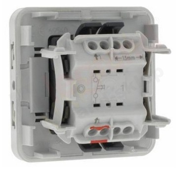 КНОПКА ЗВОНКА ПЛЕКСО СКРЫТОГО МОНТАЖА LEGRAND IP55