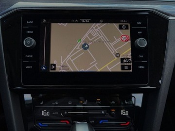 Volkswagen Passat B8 Variant Facelifting 2.0 TDI SCR 200KM 2022 Volkswagen Passat 2.0TDI 200KM 4x4 Business DSG SerwisASO Panorama Acc Led, zdjęcie 27