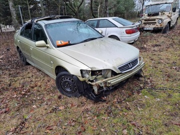 HONDA ACCORD VI 1.8 KAPOTA
