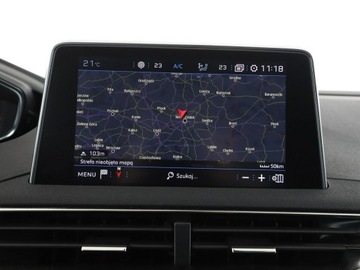 Peugeot 5008 II Crossover 1.5 BlueHDI 130KM 2020 Peugeot 5008 automat 7-osob. navi PDC tempomat, zdjęcie 24