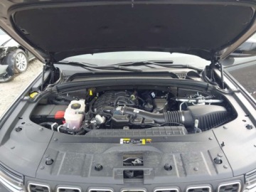 Jeep Grand Cherokee V 2024 Jeep Grand Cherokee 2024 JEEP GRAND CHEROKEE LAREDO X 4X4 3.6 Benzyna 293KM, zdjęcie 9