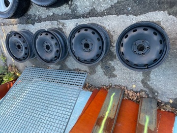 FELGI 16 TRAFIC III 5X114.3 STALOWE KOMPLET