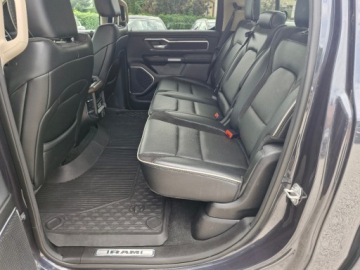 Dodge Ram V 5.7 HEMI 401KM 2021 Dodge RAM Ful Opcja przebieg 4 tys km 5.7 Benzyna zarejestrowany 1 wlascic, zdjęcie 19
