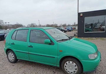 Volkswagen Polo III Sedan 1.4 i 60KM 1996 Volkswagen Polo Volkswagen Polo, zdjęcie 5