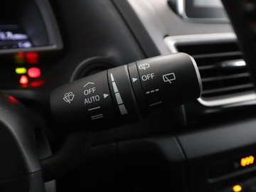 Mazda 3 III Hatchback  2.0 SKYACTIV-G 120KM 2015 Mazda 3 navi klima auto czujniki parkowania grzane, zdjęcie 32