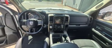 Dodge Ram IV 2016 Dodge RAM RAM 1500 Sport 5.7 Benzyna 388KM, zdjęcie 11
