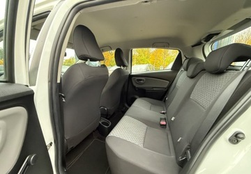 Toyota Yaris III Hatchback 5d Facelifting 1.0 VVT-i 69KM 2014 Toyota Yaris Toyota Yaris Benzyna 70KM, zdjęcie 26