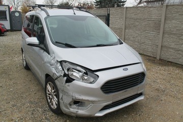 Ford Tourneo Courier I Mikrovan Facelifting 1.0 EcoBoost 100KM 2019 Ford Tourneo Courier, zdjęcie 2