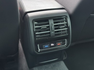 Volkswagen Passat B8 Variant 2.0 TDI 190KM 2015 Volkswagen Passat 2.0 TDI 190KM 2015 DSG , R-Line, zdjęcie 26