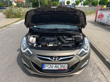 Hyundai i40 Kombi 1.7 CRDi HIGH 136KM 2015 Hyundai i40 LEDY XENON NAWIGACJA PARKTRONIC KAMERA GRZANE FOTELE TEMPOMAT, zdjęcie 28