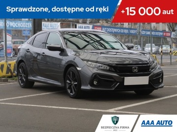 Honda Civic X Hatchback 5d Facelifting 1,0 VTEC TURBO 126KM 2021 Honda Civic 1.0 VTEC Turbo, Salon Polska