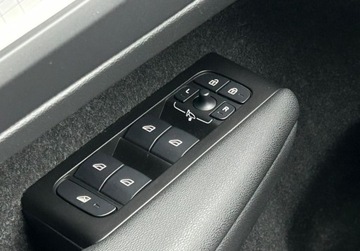 Volvo XC40 Crossover 1.5 T3 163KM 2021 Volvo XC 40 Momentum Pro, GPS, Kamera, Tempomat, Rozpoznawanie znakow,Bezw, zdjęcie 18