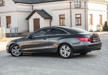 Mercedes Klasa E W212 Coupe 350 CDI BlueEFFICIENCY 231KM 2009 Mercedes-Benz Klasa E 350CDI 231KM Ledy Skora Xenon Navi Full Serwis ASo, zdjęcie 8