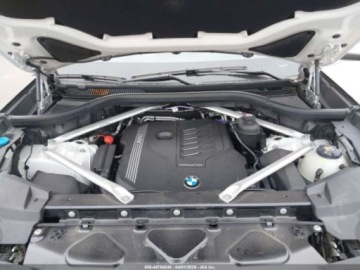 BMW X5 G05 2022 BMW X5 XDrive40I 2022 3.0 Benzyna 335KM, zdjęcie 8