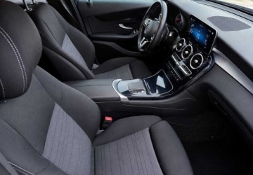 Mercedes GLC C253 SUV Facelifting 2.0 200d 163KM 2020 Mercedes-Benz GLC 2.0 ON 163KM AT 4-MATIC Salon PL Serwis ASO Gwarancja 2.0, zdjęcie 3