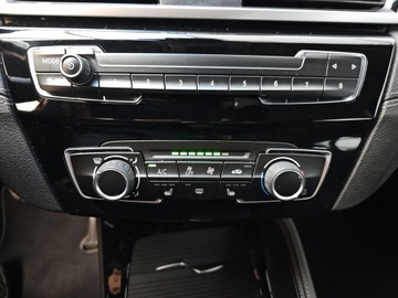 BMW X2 F39 2020 BMW X2 sDrive18i aut, zdjęcie 24