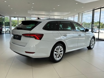 Skoda Octavia IV Kombi 2.0 TDI 115KM 2022 Skoda Octavia Ambition / 1 właściciel / Salon Pols, zdjęcie 3