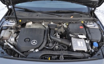 Mercedes Klasa A W177/V177 Hatchback 1.3 200 163KM 2018 Mercedes-Benz Klasa A A200 Automat Benzyna Kamera Nawigacja 1.3 Benzyna, zdjęcie 30