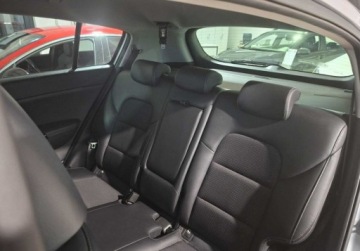 Kia Sportage IV SUV Facelifting 1.6 GDI 132KM 2018 Kia Sportage LED Climatronic Navi Keyless Kamera Alu 17 Salon PL Dealer Kia, zdjęcie 18