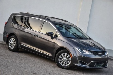 Chrysler Pacifica II 3.6 V6 291KM 2017 Chrysler Pacifica CHRYSLER PACIFICA 3.6 291KM 8-OSOB LED DVD Martwe-Pole K, zdjęcie 1