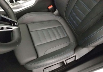 BMW Seria 3 G20-G21 Limuzyna Facelifting 2.0 330i 245KM 2024 BMW Seria 3 330i xDrive, M pakiet, Serwis ASO, Gwarancja fabryczna 2.0, zdjęcie 12