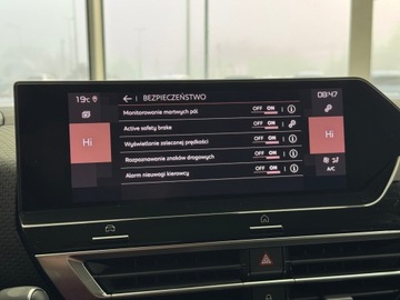 Citroen C4 III SUV 1.2 PureTech 130KM 2022 Citroen C4 Shine / HUD / Nawigacja / Kamera / CarP, zdjęcie 34