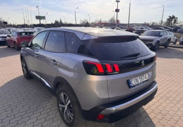 Peugeot 3008 II Crossover Facelifting  1.2 PureTech 130KM 2022 Peugeot 3008 Okazja - Stan idealny - niski przebieg 1.2 Benzyna 130KM, zdjęcie 3