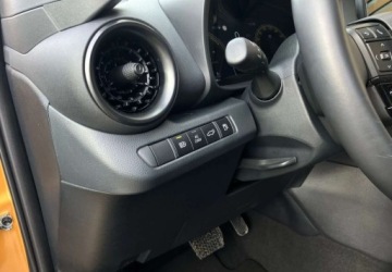 Toyota C-HR II SUV Plug-In 2.0 Hybrid Dynamic Force Plug-in  223KM 2024 Toyota C-HR Toyota C-HR 2.0 PHEV Dynamic Force Executive Premiere Edition, zdjęcie 34