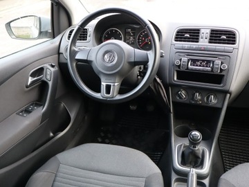 Volkswagen Polo V Hatchback 5d 1.4 85KM 2013 VW Polo 1.4, Salon Polska, 1. Właściciel, zdjęcie 6