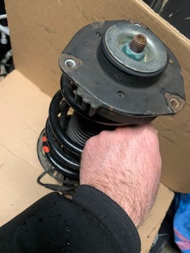 5N0412021CT TLUMIČ AKTIVNÍ VW TIGUAN AUDI Q3 ORIGINÁLNÍ SUPER STAV