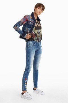 DESIGUAL NIEBIESKIE JEANSY HAFT (24)