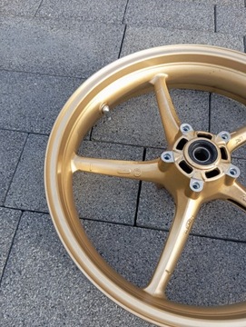 Triumph Daytona 675 Street Triple 675 08-12 передний обод прямой передний