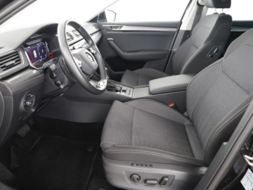 Skoda Superb III Kombi Facelifting 2.0 TDI SCR 200KM 2022 Skoda Superb Combi 2.0 TDI 200 KM Style DSG FV 23%, zdjęcie 9